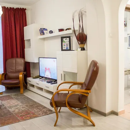 Luxury Near Ndk And Viotosha Blvd