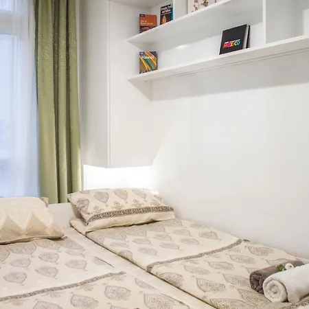 Luxury Near Ndk And Viotosha Blvd Apartman Szófia