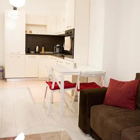 Comfort Near Ndk And Viotosha Blvd Apartament